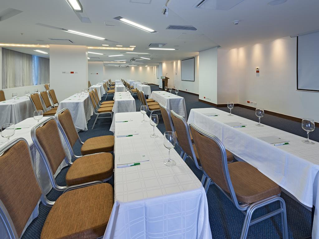 Holiday Inn Cartagena Morros By Ihg Eksteriør bilde Meeting room