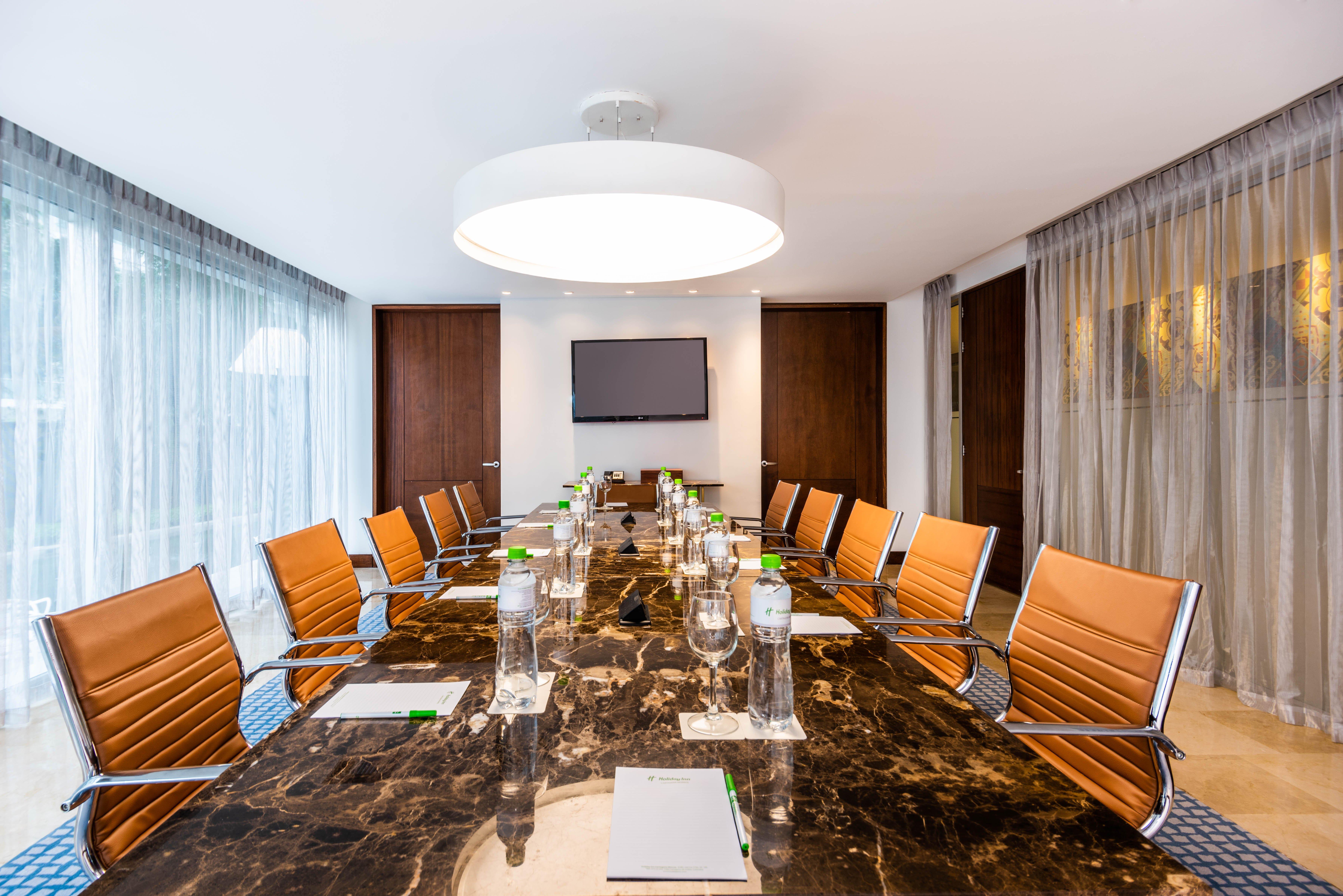 Holiday Inn Cartagena Morros By Ihg Eksteriør bilde Meeting room at the InterContinental London The O2