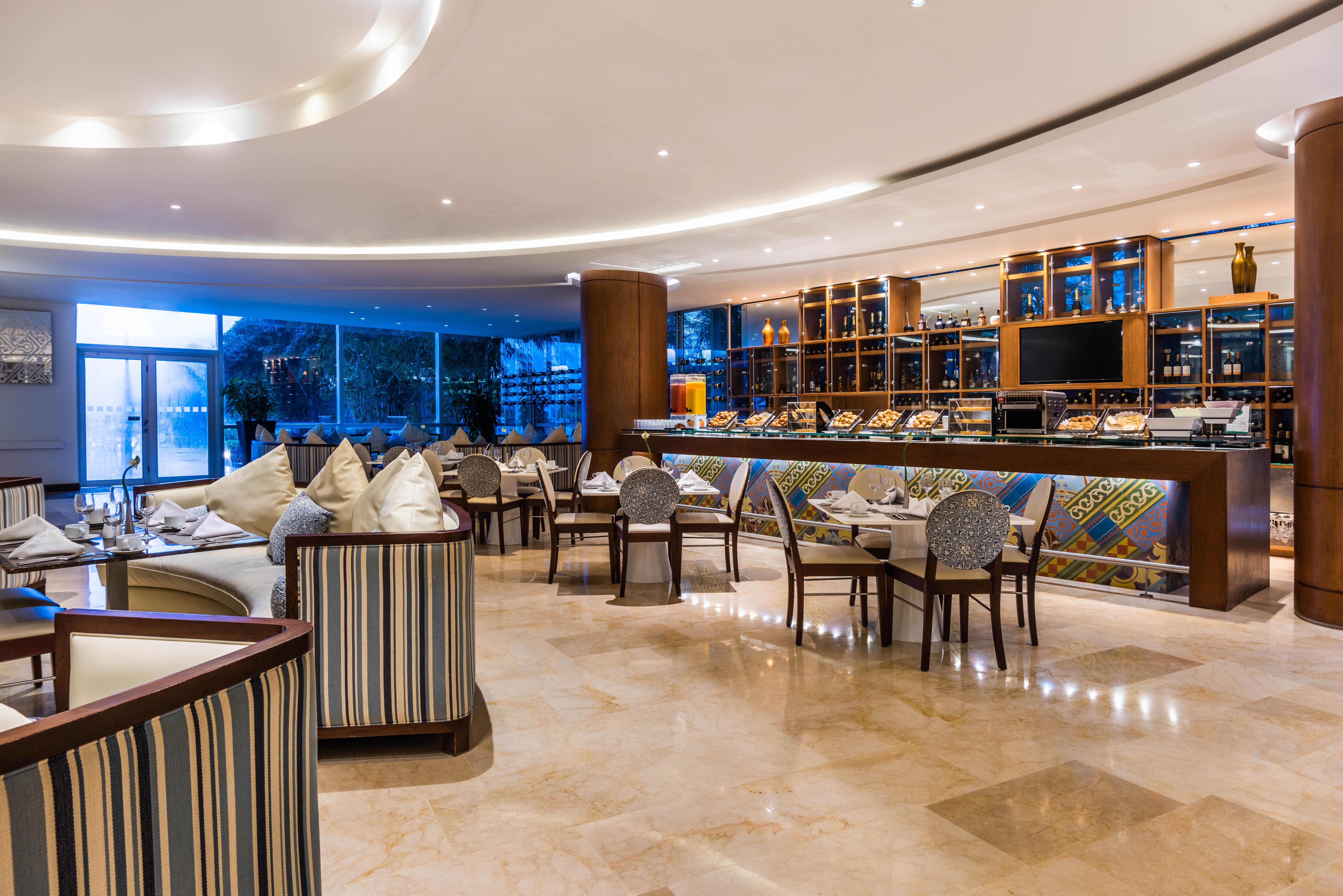 Holiday Inn Cartagena Morros By Ihg Eksteriør bilde The restaurant