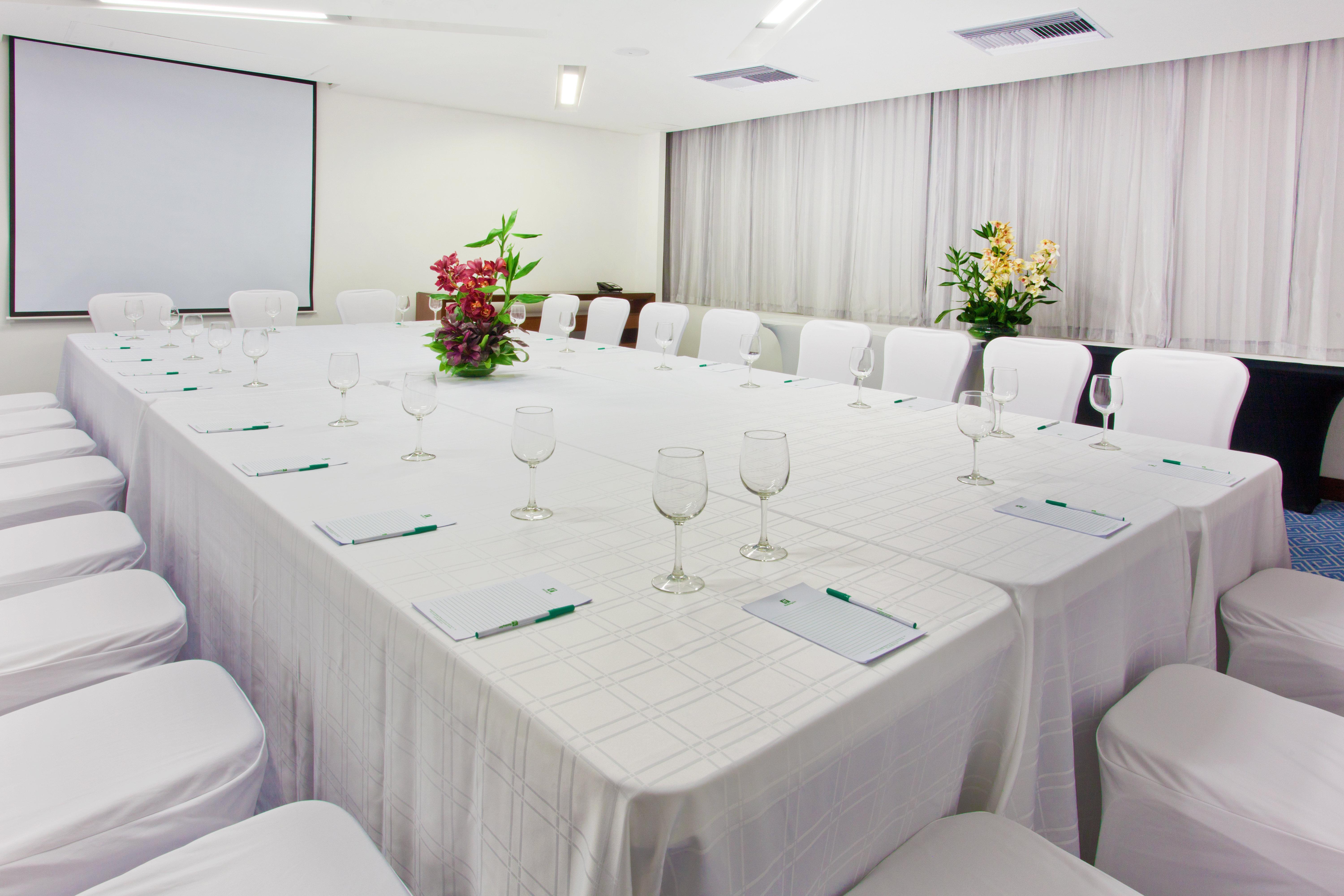 Holiday Inn Cartagena Morros By Ihg Eksteriør bilde Meeting room